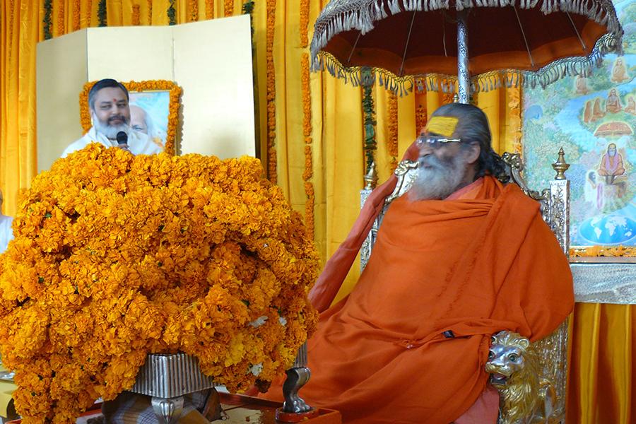 Brahmachari Girish Ji is performing aarti during Atirudrabhishek on 11 Feb. 2012 at Brahmsthan of India